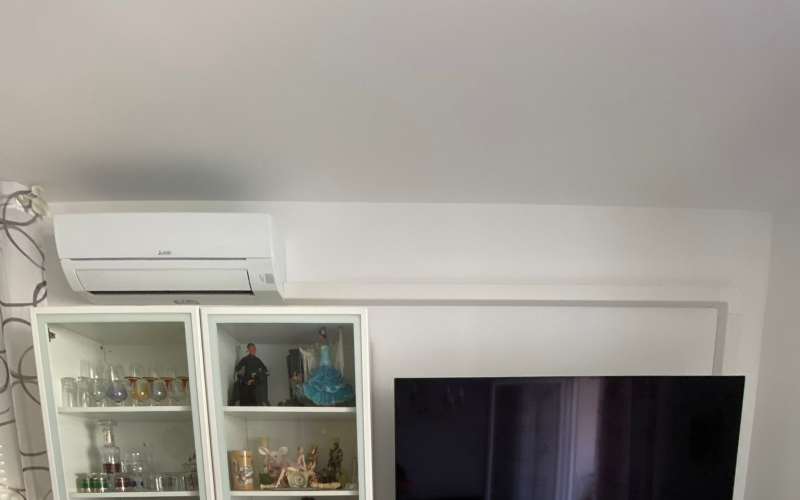 Climatisation réversible murale dans un salon à Champigny-sur-Marne